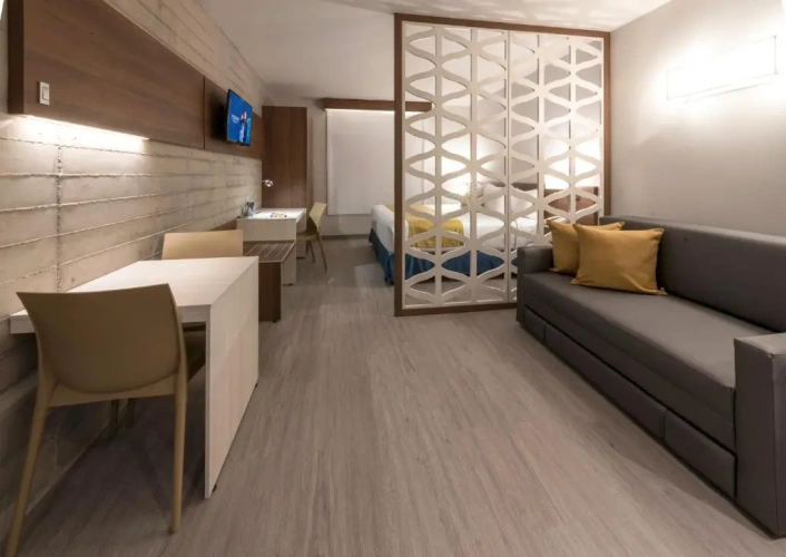 Double Suite