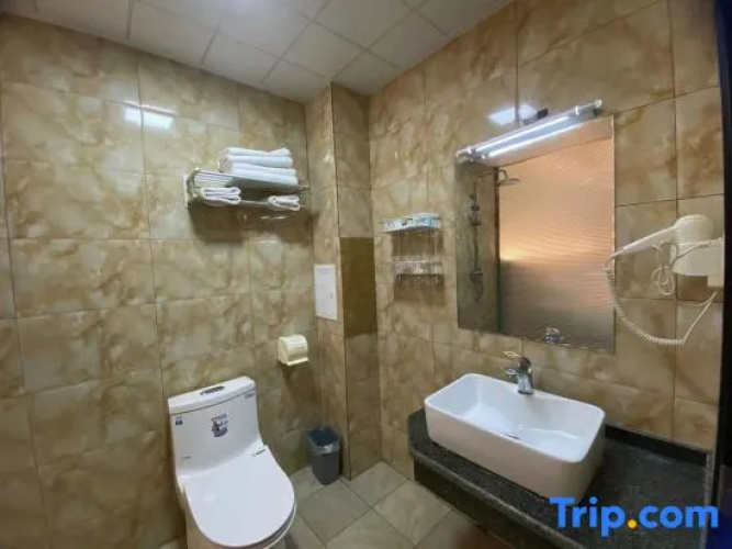 Luliang Harmony Hotel