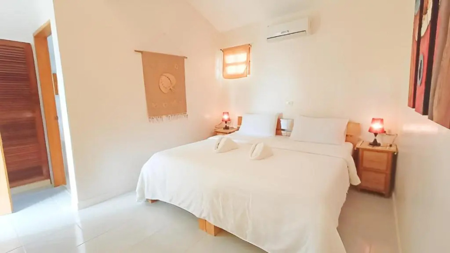 Alona42 Resort