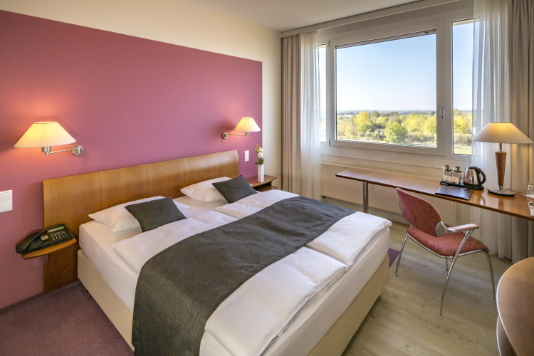 Globana Airport Hotel