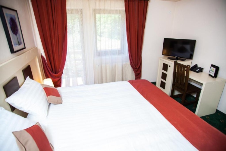 Suite with balcony