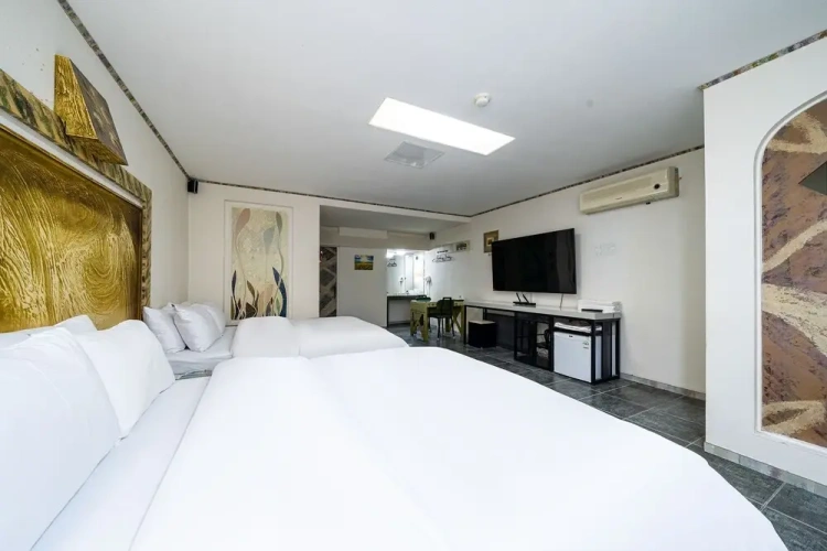 Premium Twin room