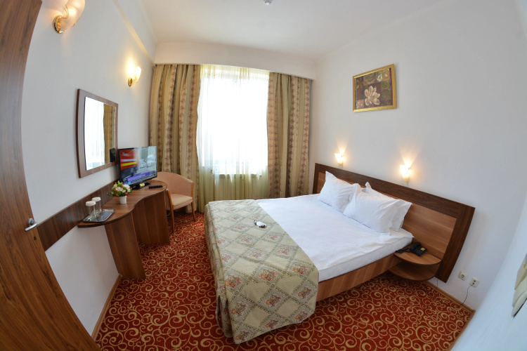 Central Hotel