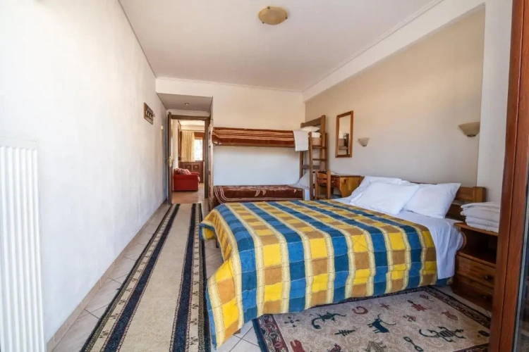 Standard Quadruple room with sea view