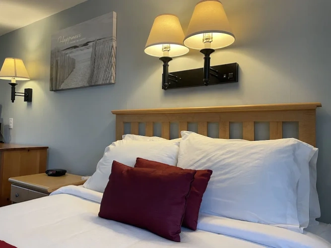 Economy room