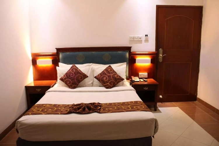 Hotel West Valley