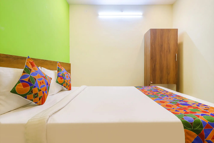 FabExpress Simra Relax Inn