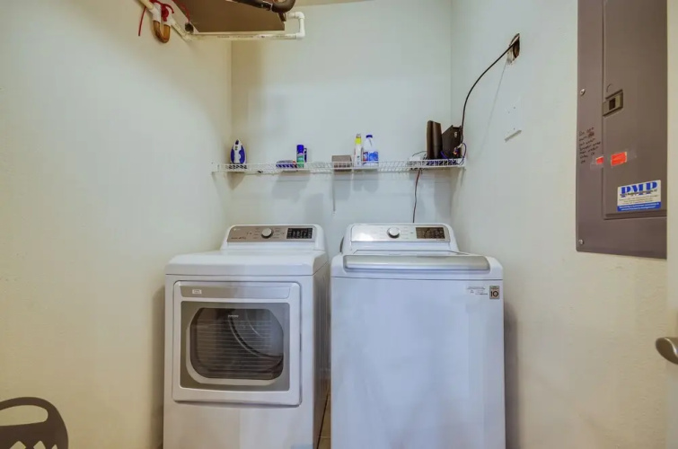 Osage Beach Condo Near Hiking & Shopping!