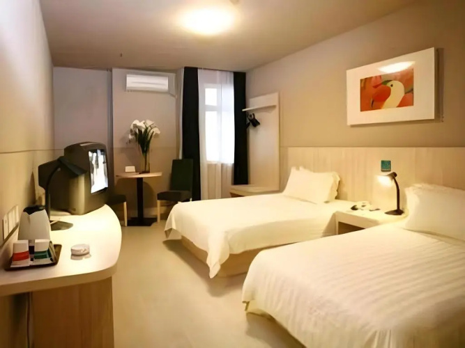 Haijin Business Hotel