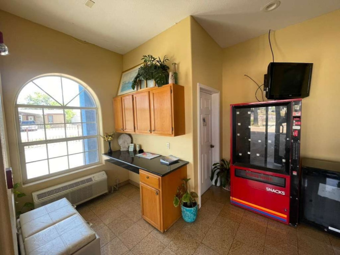 Airport Inn & Suites South Padre Island I 37 - Corpus Christi, TX