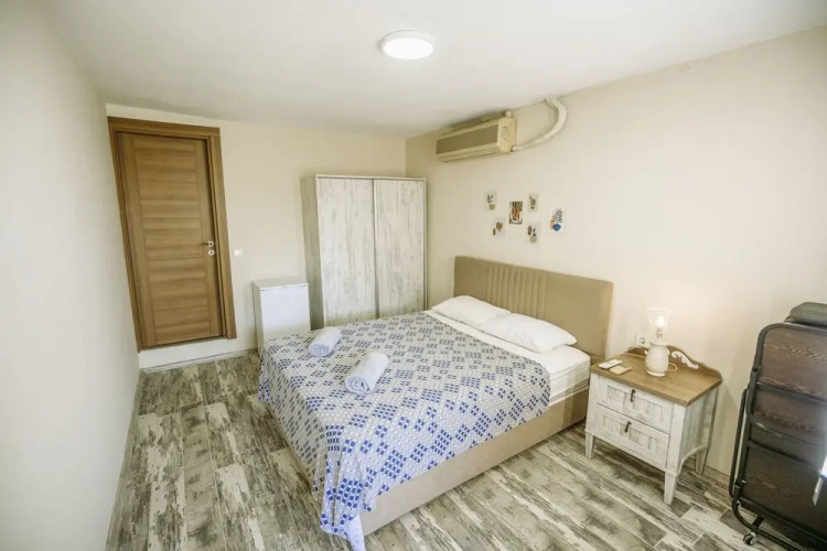 Laradi Otel