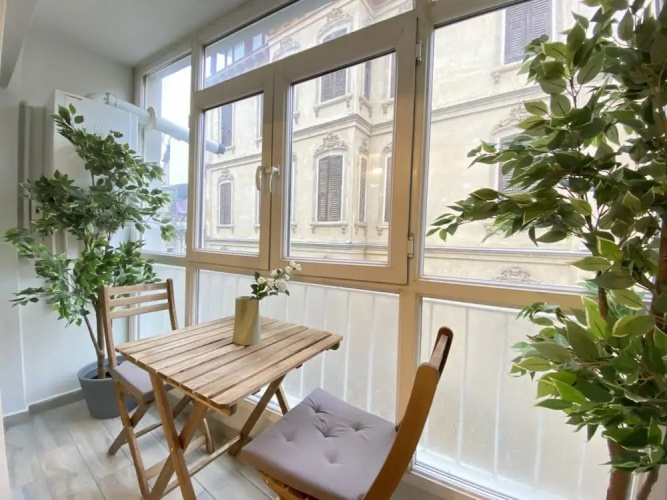 Charming and Central Flat With Balcony in Beyoglu