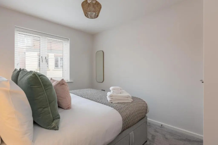 Host & Stay - Oyster Cottage