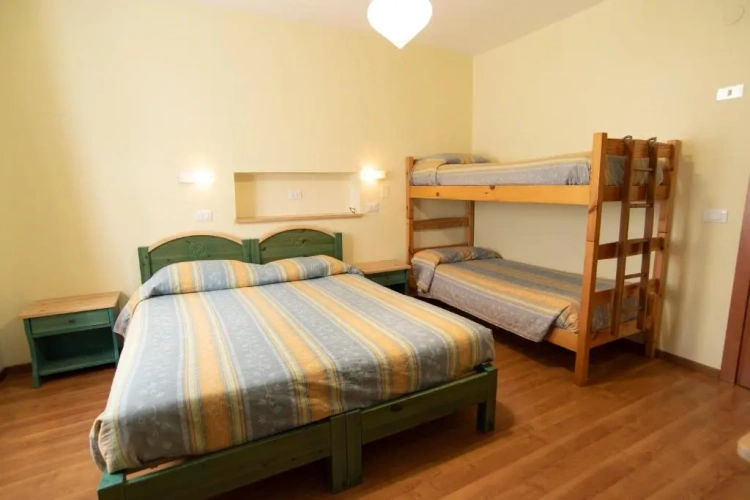 Standard Quadruple room