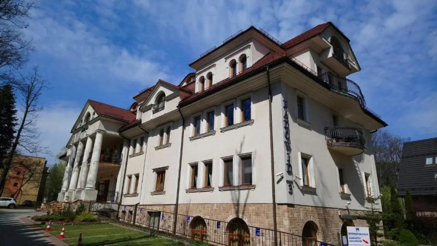 Apartament Radowid 14 w centrum z basenem