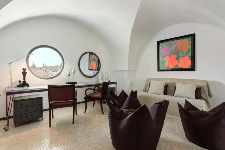 Bartago Luxury House