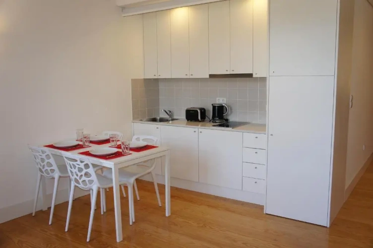 1 Bedroom Apartment