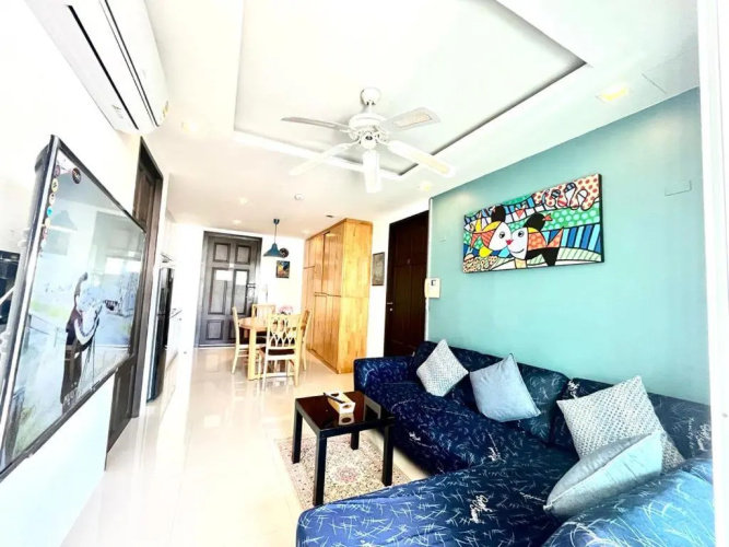 6-19 - 2 Bdr Condo With Balcony and Shared Pool