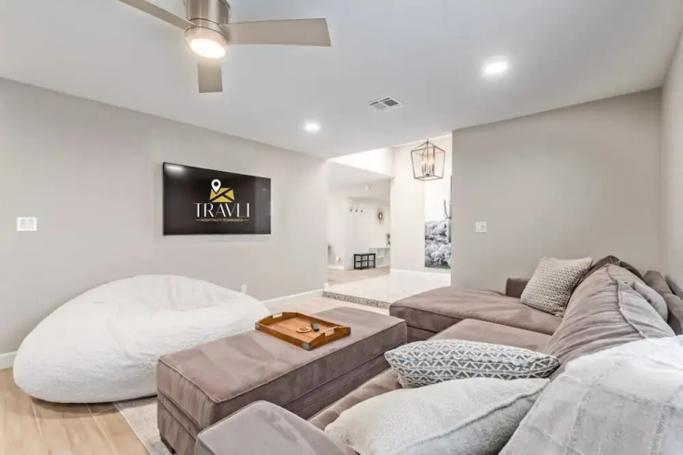 Citrus Grove Heated Pool Putt Grn Gameroom