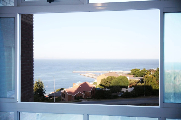 In Touch Seaview