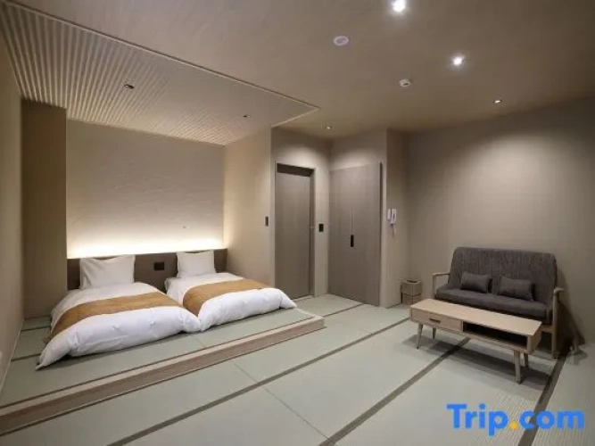 Standard Twin room with garden view