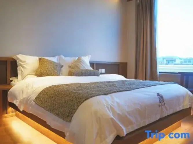 Standard Double room with view