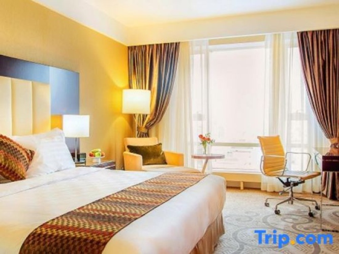 Deluxe Square View Twin room