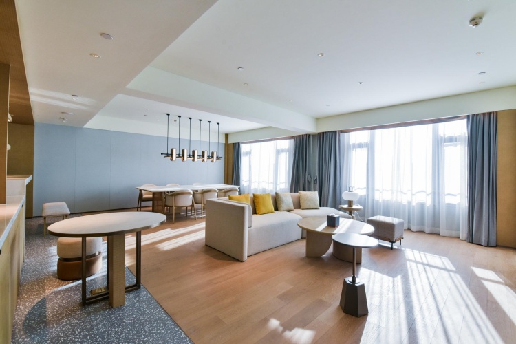 Double Club Suite