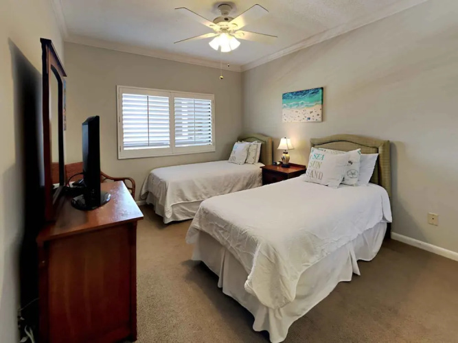 Romar House