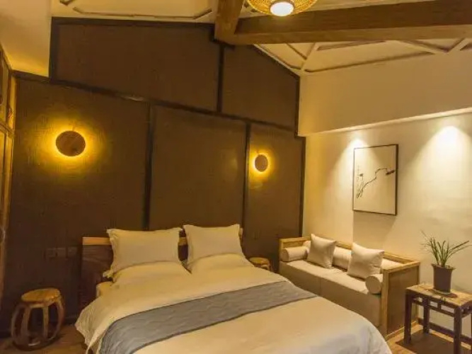 Aiduo Xiaozhu Hostel