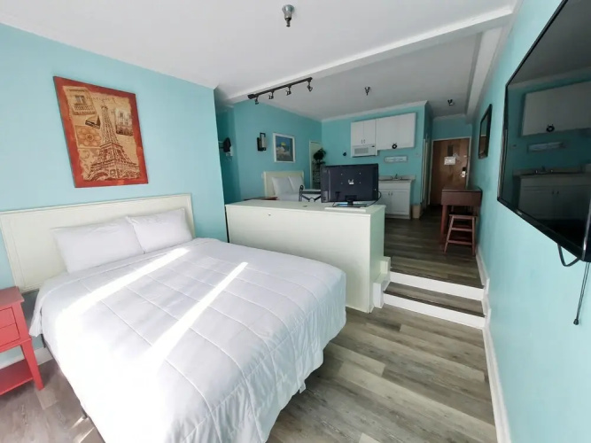 Palm Suites