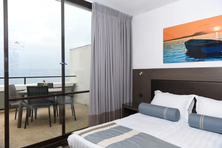 2 Bedrooms Comfort Suite