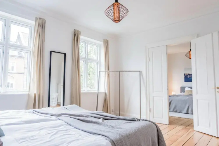 Beautiful 2-bed in Great Location