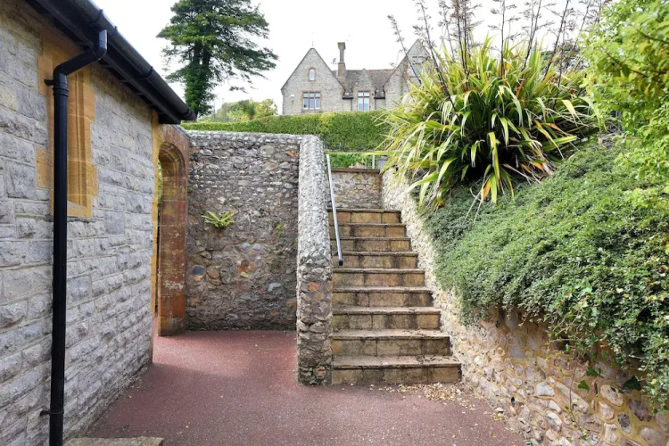 Coram Lodge