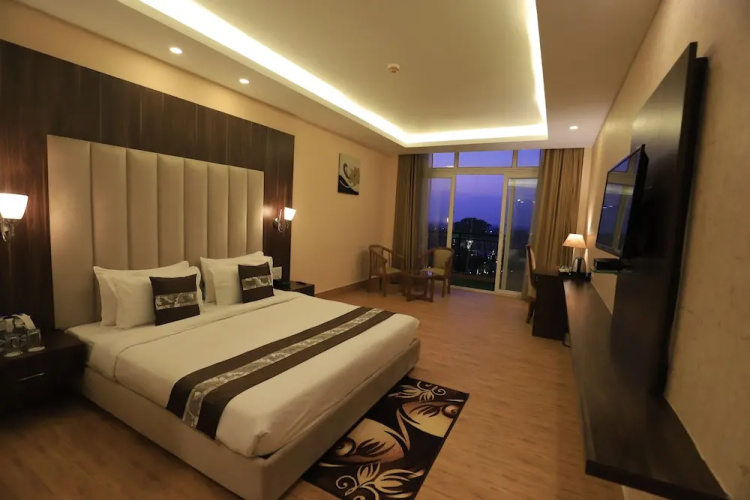 Manohar Villas