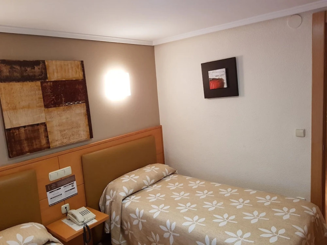 Hostal Arotza