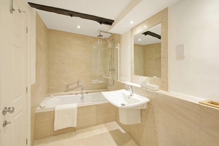 Grand Double room