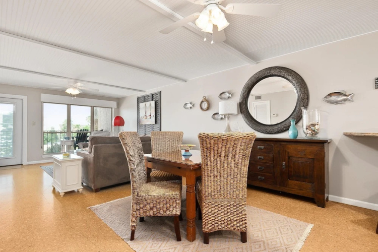 Eat, Beach, Sleep, Repeat! 2 Bedroom Condo