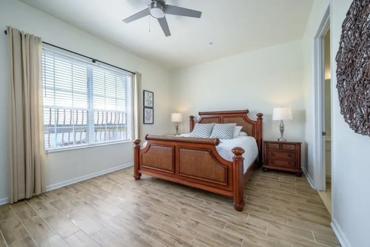 Pool View Penthouse 3 Bedroom Condo