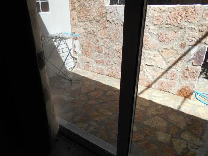 Haris Apartments