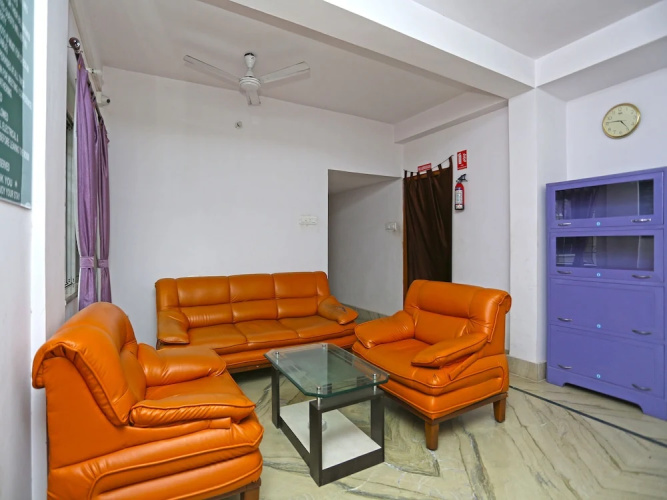 OYO Flagship 9980 Violet Guest House