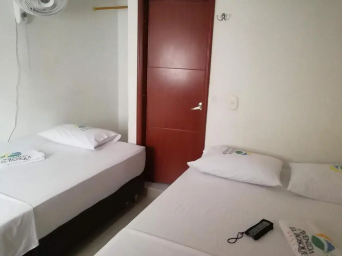 Hostal Avenida El Bosque