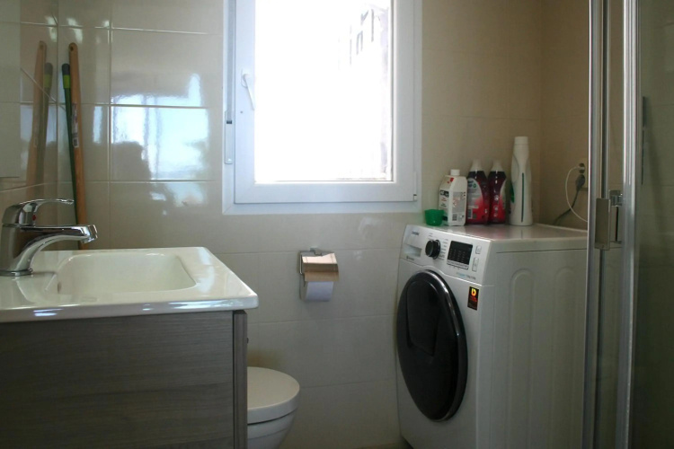 First Line P. Banus Sleeps 4