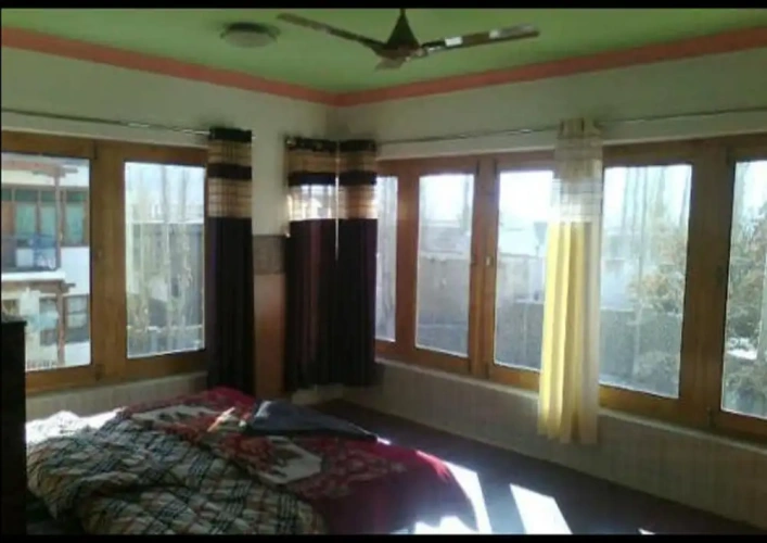 Standard Duplex room