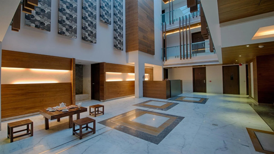 Stately Suites Golf Course Road