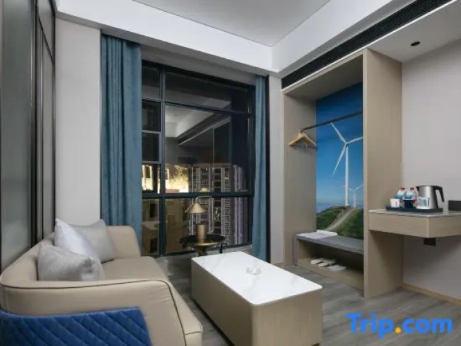 Deluxe Suite