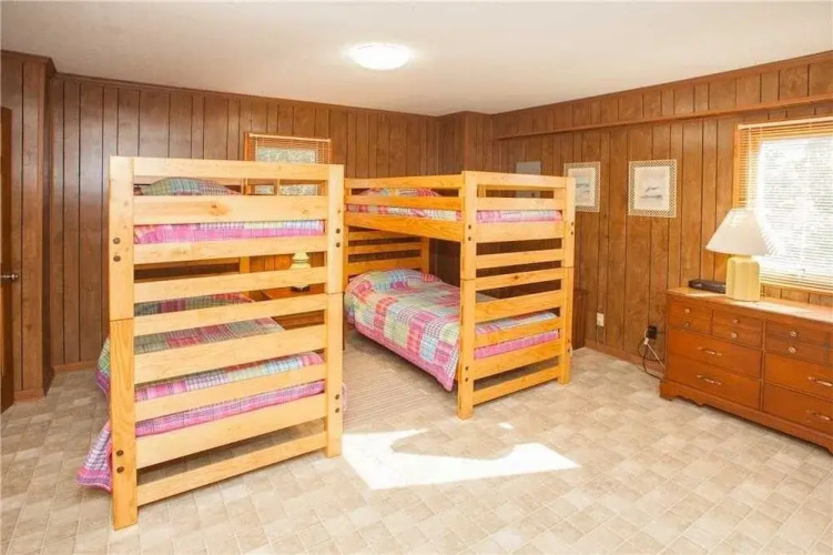 Biele Virginia - 5 Br Home