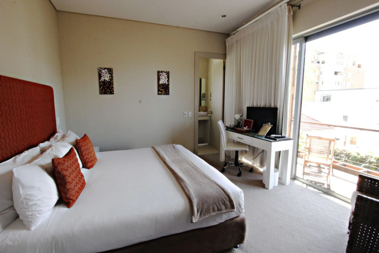 The One 8 Hotel