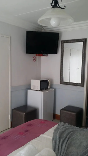 The Club House Guesthouse
