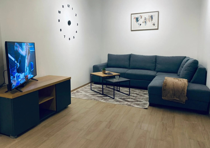 OM Apartment